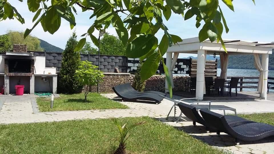 Exclusive Vila Ieşelniţa Exterior foto