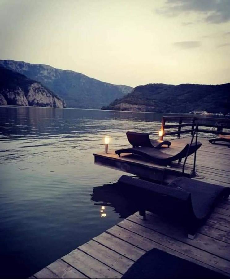 Exclusive Vila Ieşelniţa Exterior foto